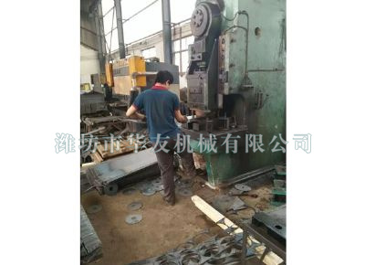 點擊查看詳細信息<br>標(biāo)題：華友機械車間一角 閱讀次數(shù)：8975