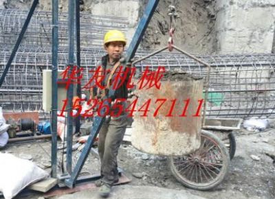 點(diǎn)擊查看詳細(xì)信息<br>標(biāo)題：華友機(jī)械建筑 挖樁 打井用小吊機(jī) 閱讀次數(shù)：7020